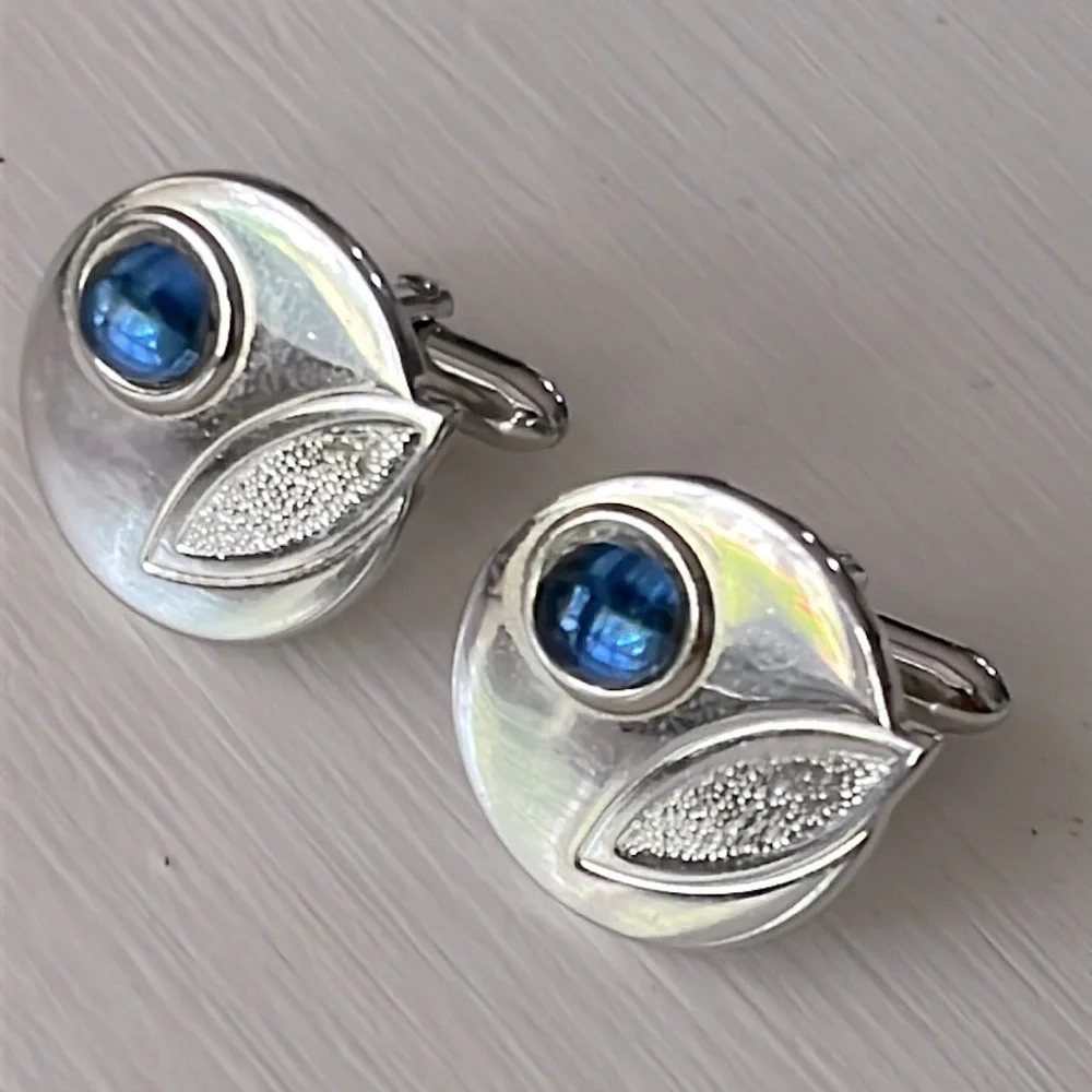 Swank silver tone w/blue accent cufflinks